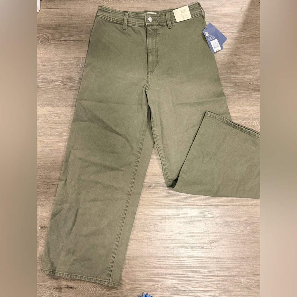 NWT High-Rise Sailor Wide leg Jeans 💚